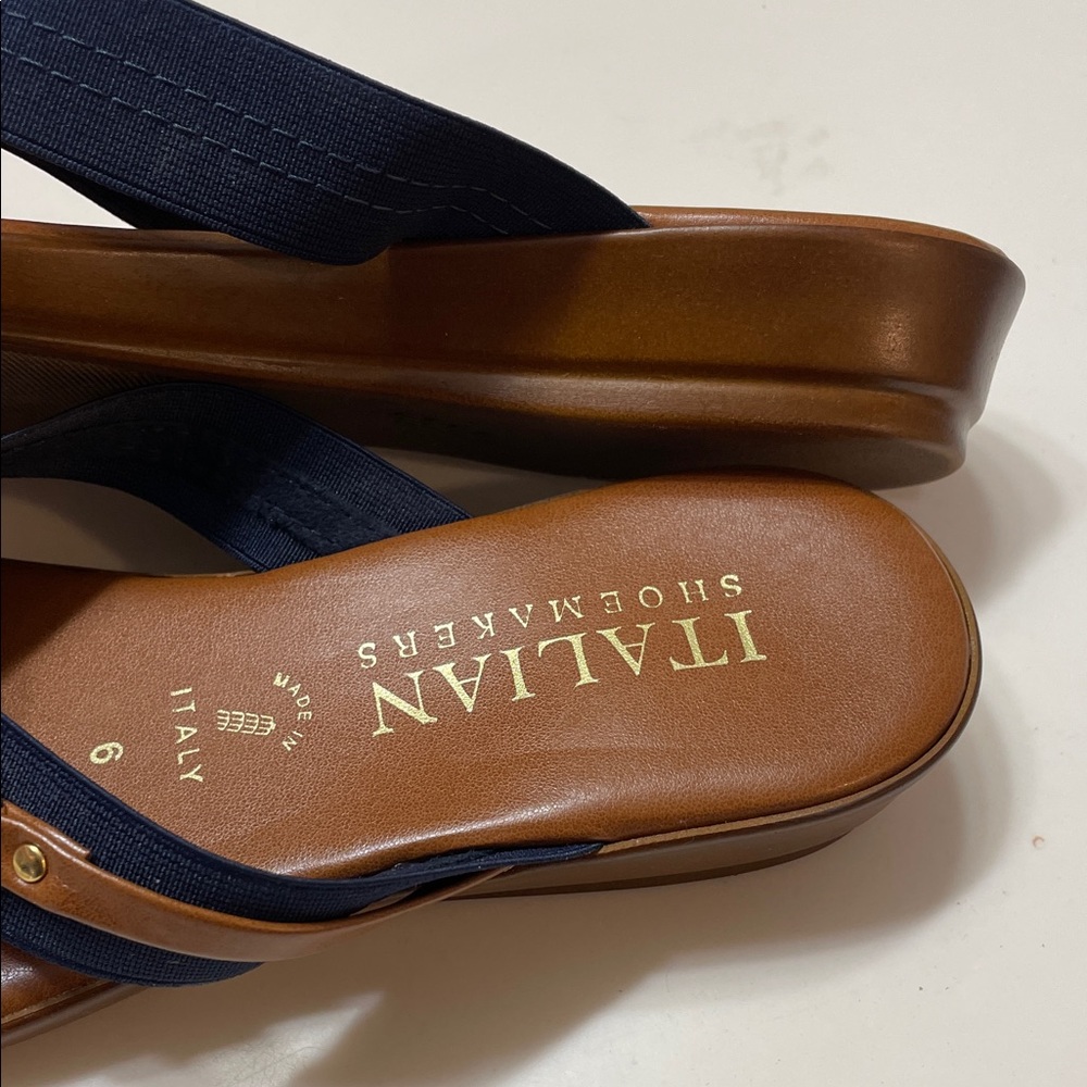 Italian Shoemakers Navy and Brown Sandals - Picture 3 of 6